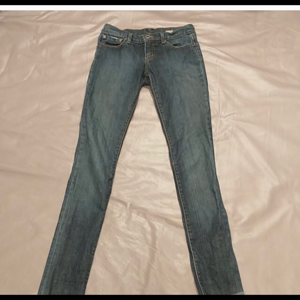 Chip & Pepper Nik raw hem low rise jeans